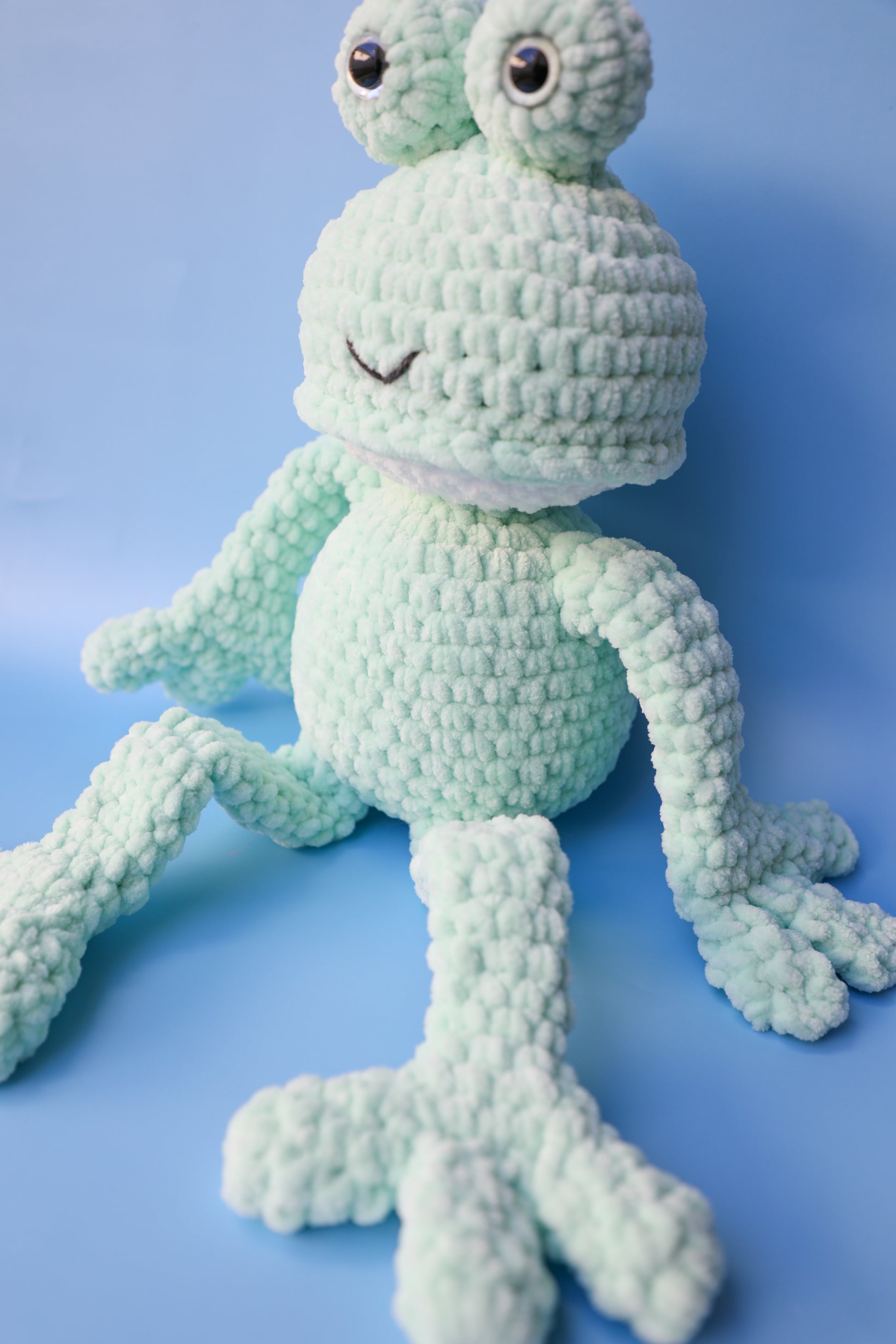 Crochet Frog Pattern, Frog Stress Ball, Perfect for Beginners